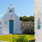 Amalgam Homes Paros Beachfront Villa *