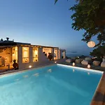 Villa Amalgam Homes Paros Beachfront Ambelas