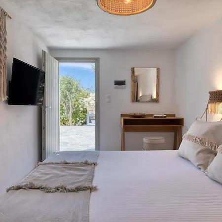 Amalgam Homes Paros Beachfront Βίλα *