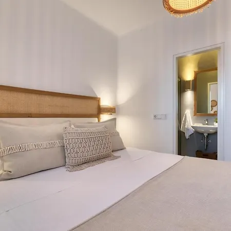 Amalgam Homes Paros Beachfront Βίλα Αμπελάς