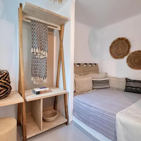 Βίλα Amalgam Homes Paros Beachfront *