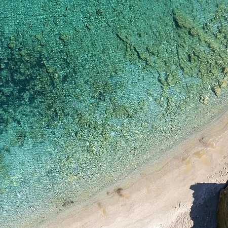 Amalgam Homes Paros Beachfront Αμπελάς