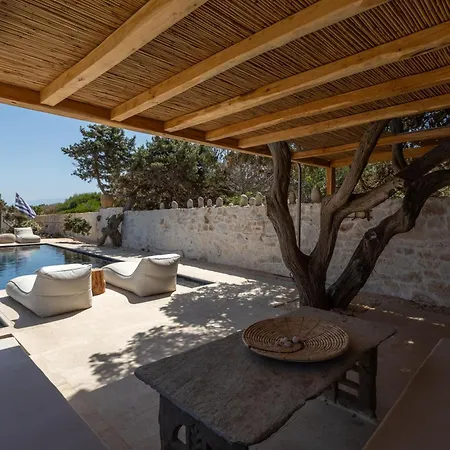 Amalgam Homes Paros Beachfront * Αμπελάς