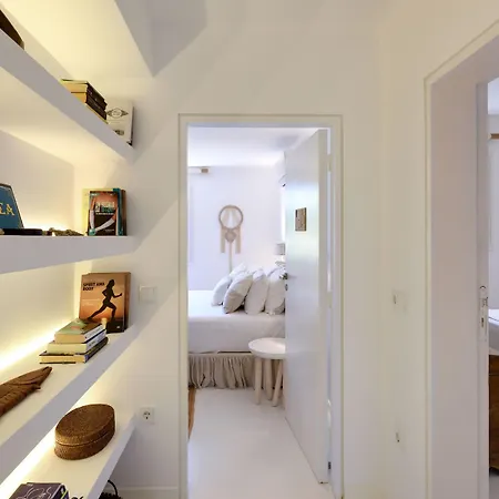 Amalgam Homes Paros Beachfront Αμπελάς