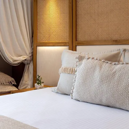 Amalgam Homes Paros Beachfront