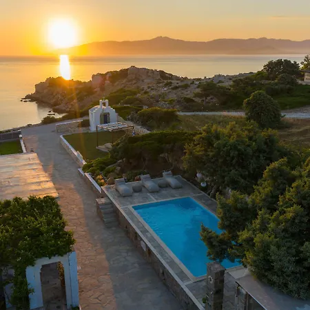 Amalgam Homes Paros Beachfront * Ampelas