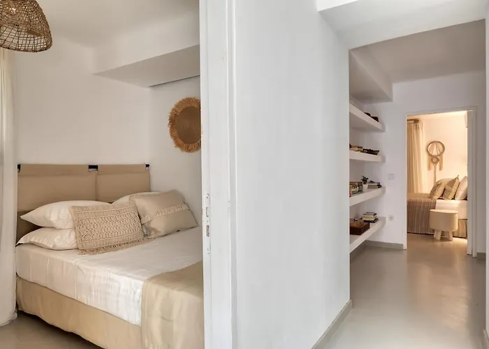 Amalgam Homes Paros Beachfront * 安倍拉斯