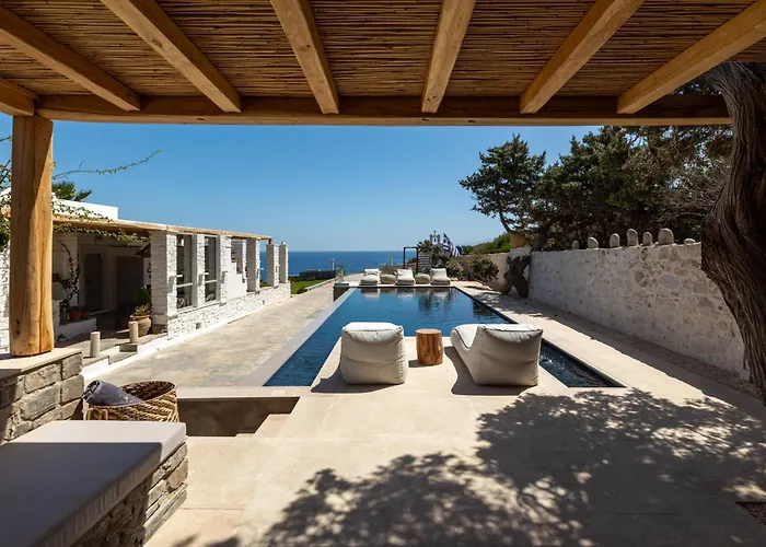 Amalgam Homes Paros Beachfront * 安倍拉斯