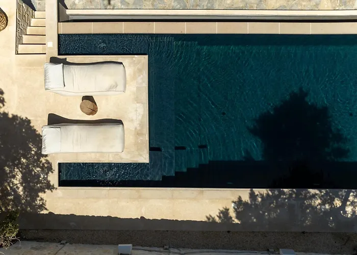 Amalgam Homes Paros Beachfront * 安倍拉斯