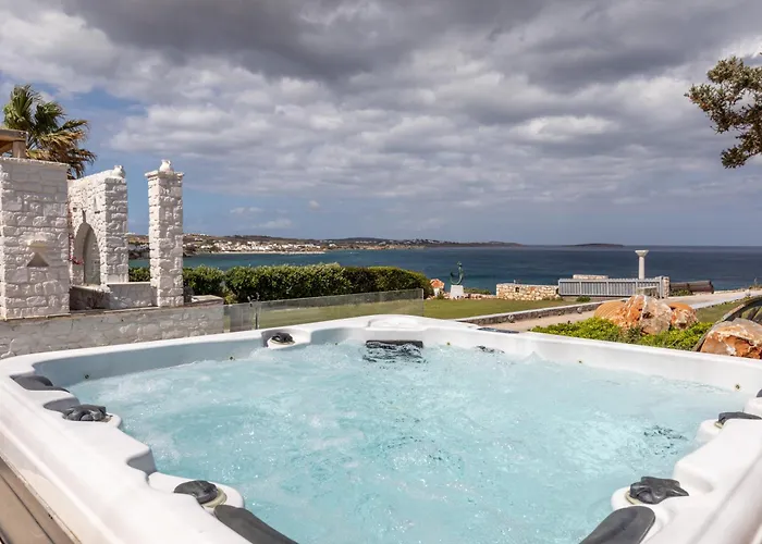 Amalgam Homes Paros Beachfront 别墅 安倍拉斯